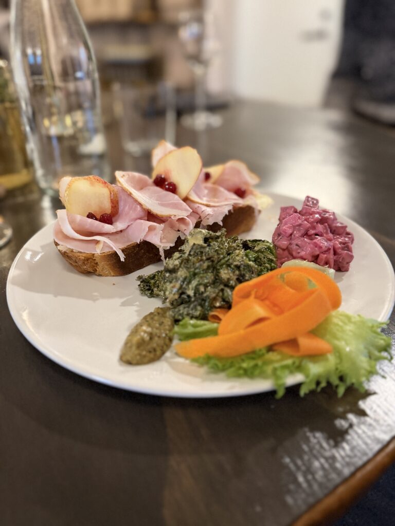 Ciderhuset, pub, café och butik